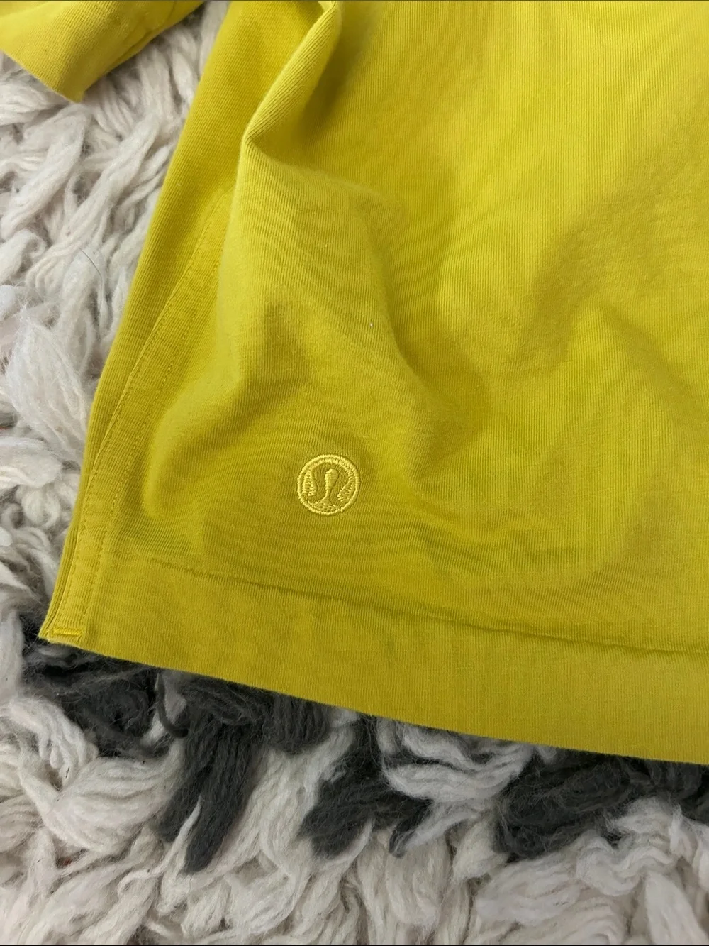 Lululemon boxy cropped tee in bright yellow